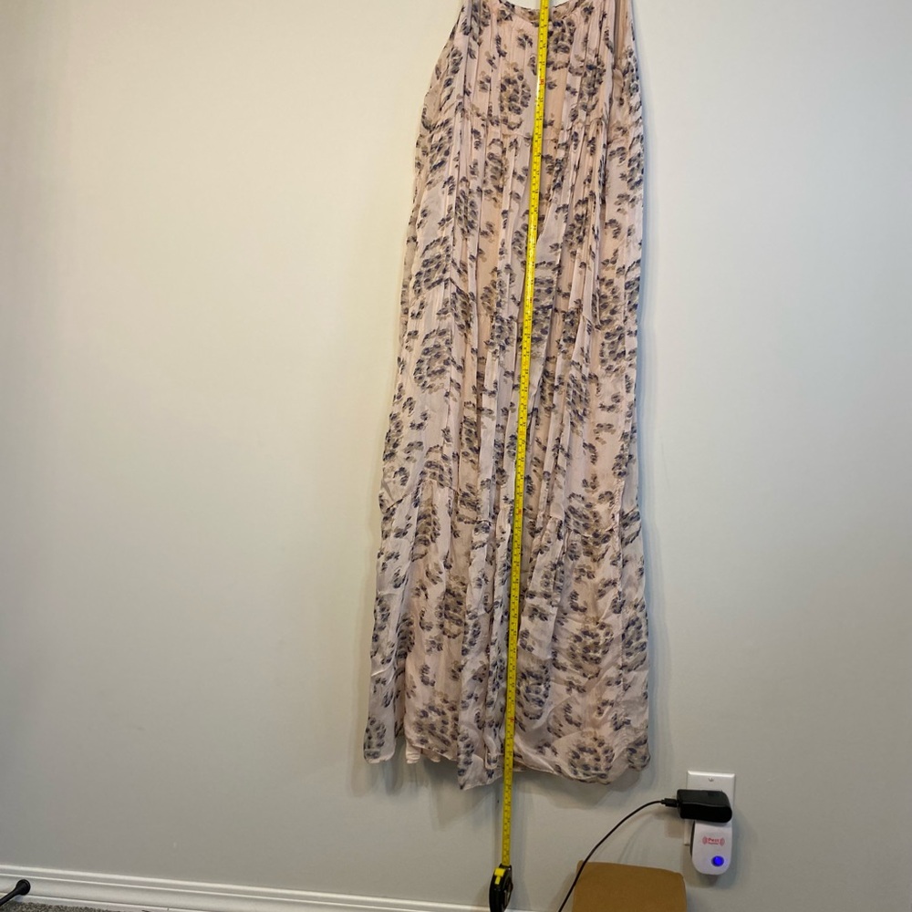 Chic Floral Maxi Skirt in Cream